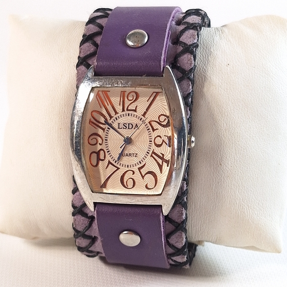 LSDA Purple Stainless Steel Leather Ladies Wrist Watch, New Battery - Picture 3 of 7